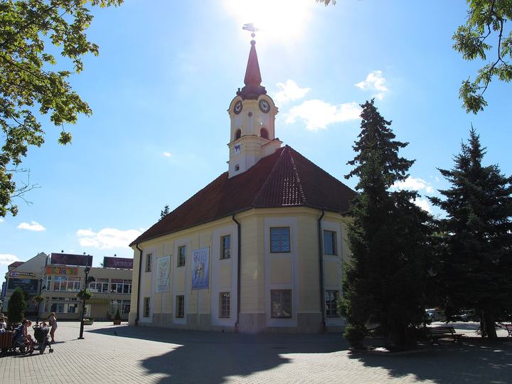 Bielsk Podlaski — Town hall by Mickiewicza 45 in Bielsk Podlaski, gmina Bielsk Podlaski, podlaskie, Poland.