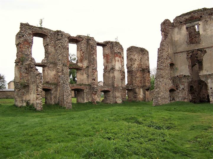 Bodzentyn — Bodzentyn, Zamek w Bodzentynie ul. Słoneczna
