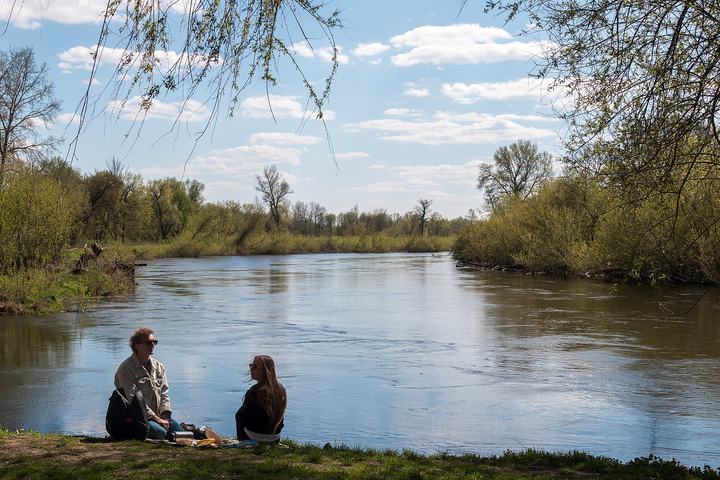 Bug — Picnic at the junction of the Mukhovets and Western Bug rivers in the Brest Fortress, Bres