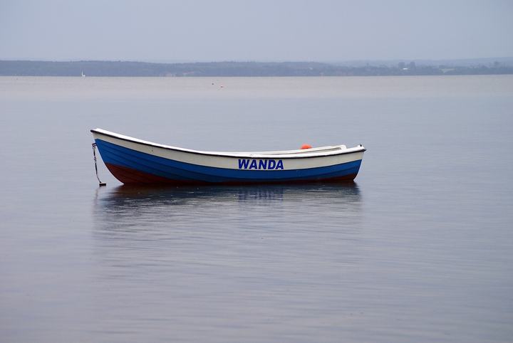 Chałupy — Łódź "Wanda" w Chałupach na Zatoce Puckiej (wykorzystanie pliku możliwe tylko przy podaniu