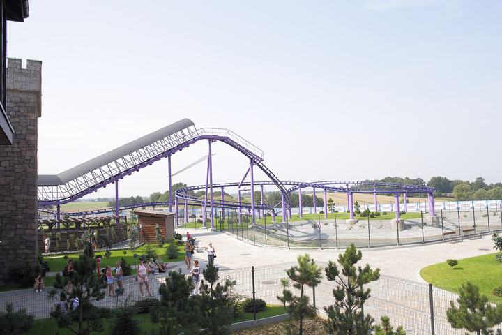 Energylandia w Zatorze — Frida - rodzinny roller coaster w parku Energylandia w Polsce.