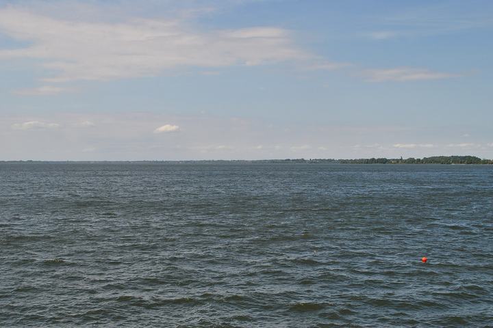 Goczałkowice-Zdrój — Goczałkowice-Zdrój, ulica Jeziorna. Zapora na Wiśle (jezioro Goczałkowickie)