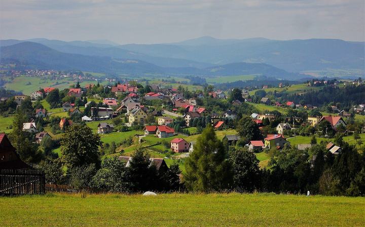 Istebna, Koniaków, Jaworzynka — View on Koniaków from the Ochodzita Mount.