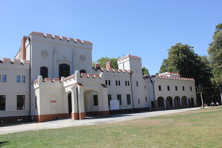 Jarocin — Jarocin - Radoliński palace