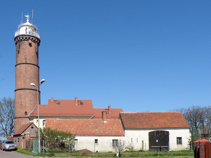 Jarosławiec – latarnia, klif i aquapark