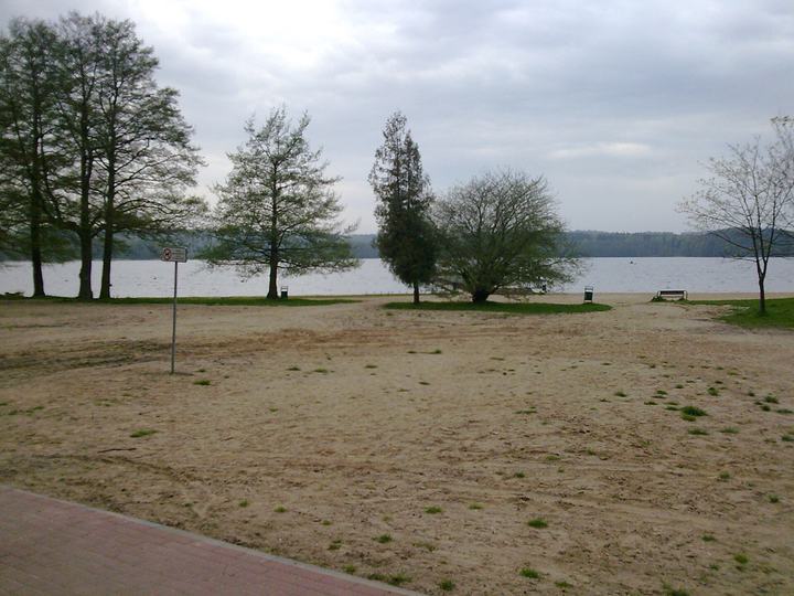 Jezioro Charzykowskie — Jezioro Charzykowskie w dniu 1 maja