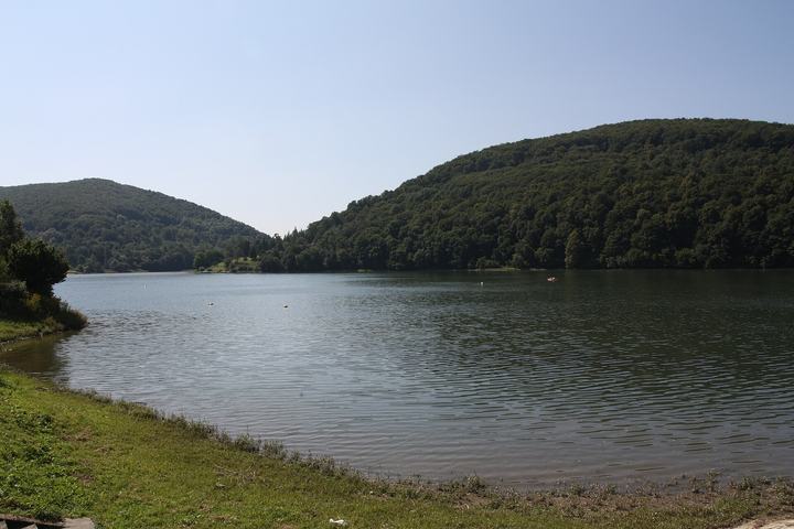 Jezioro Myczkowskie i zapora