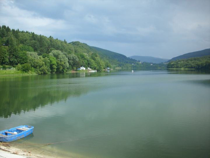 Jezioro Myczkowskie i zapora — Jezioro Myczkowskie