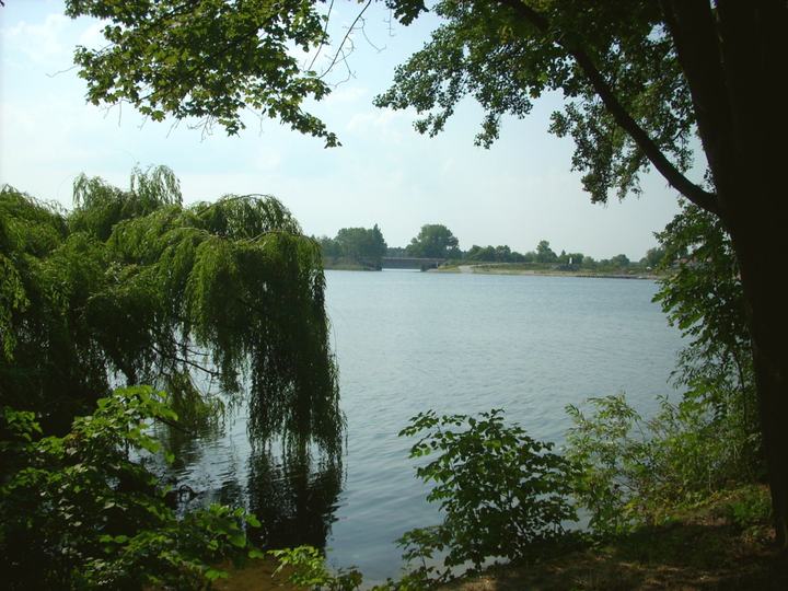 Jezioro Ślesińskie i Kanał Ślesiński — Ślesińskie Lake