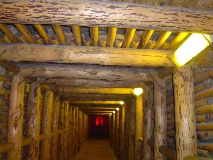 Kłodawa — Corridor in Kłodawa Salt Mine, Poland
