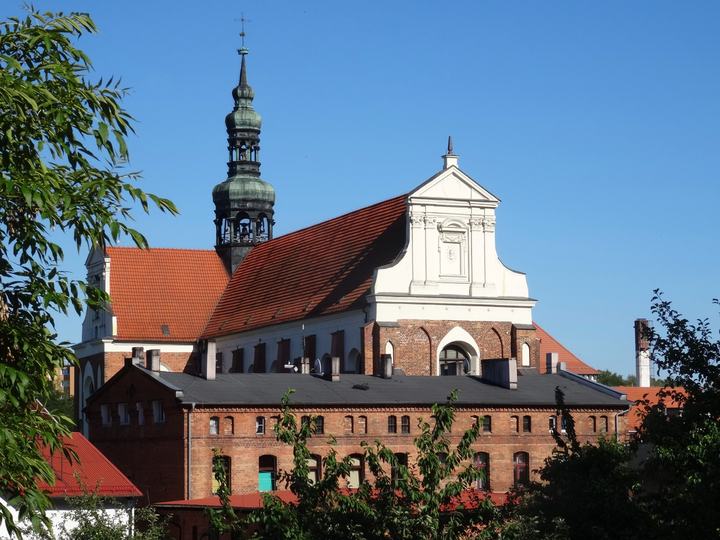 Koronowo — Bazylika Mniejsza Wniebowzięcia Najświętszej Maryi Panny w Koronowie - zespół pocysterski