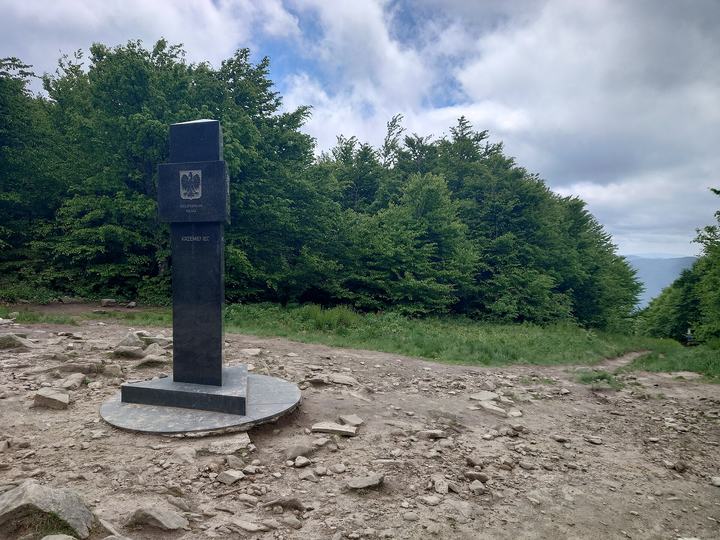 Krzemieniec – trójstyk granic w Bieszczadach