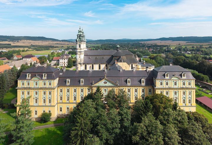 Krzeszów — Krzeszów Abbey