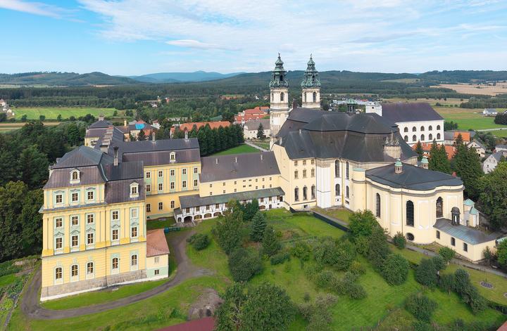 Krzeszów — Krzeszów Abbey