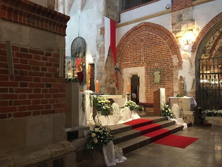 Łęczyca — Archikolegiata w Tumie – ołtarz
