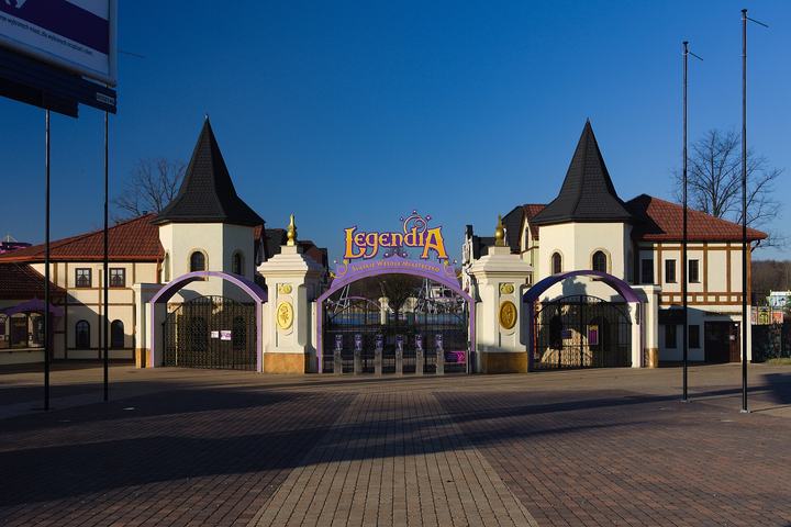 Legendia — wejście do Legendii w Chorzowie