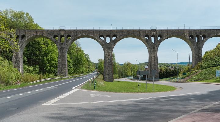 Lewin Kłodzki — Overpass in Lewin Kłodzki