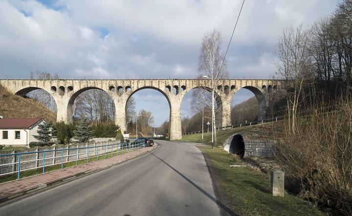 Lewin Kłodzki — Overpass in Lewin Kłodzki