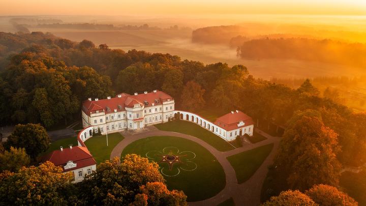 Narol – pałac Łosiów