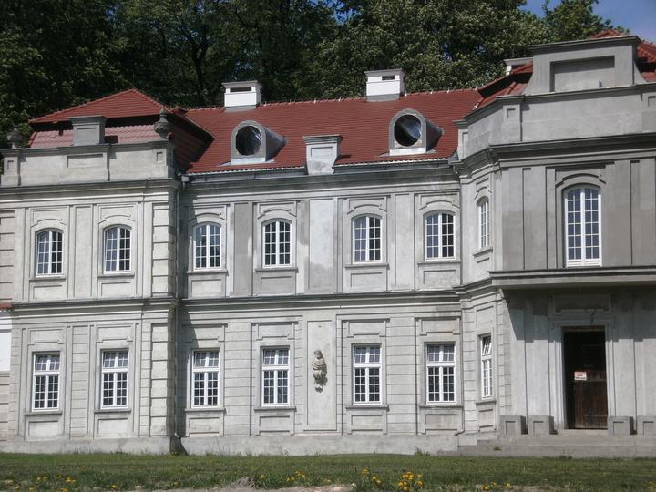 Narol — Narol, pałac, XVIII