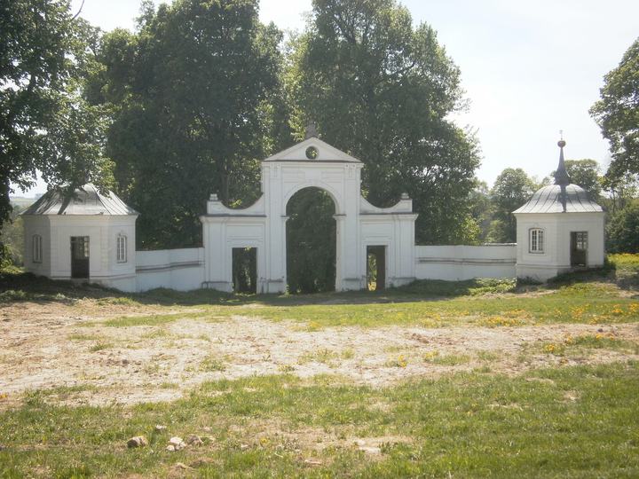 Narol — Narol, pałac, XVIII