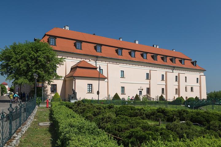 Niepołomice – zamek królewski i puszcza