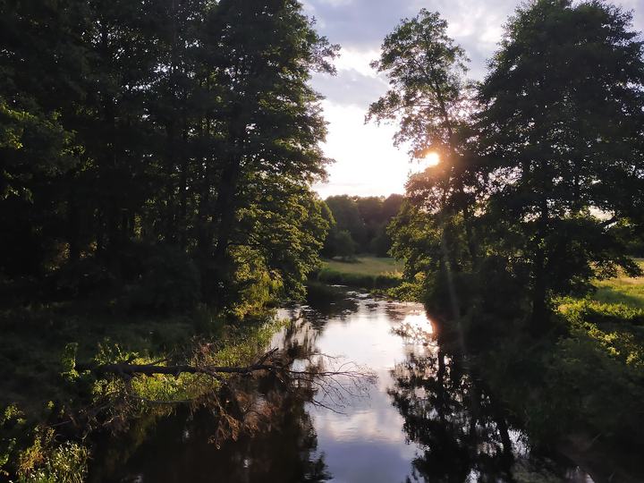 Omulew — Rzeka Omulew w wiosce Przystań pow. ostrołęcki