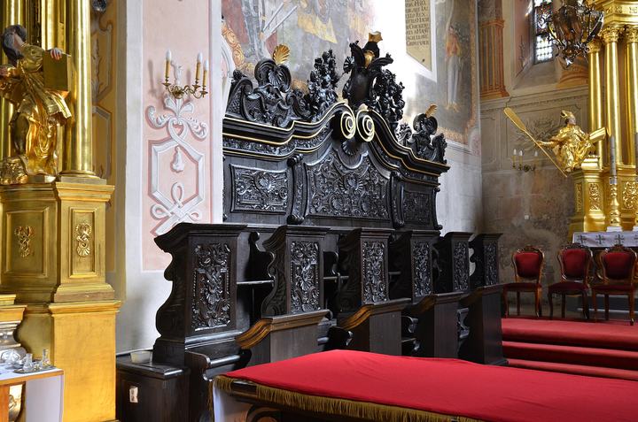 Opatów — Stalle w kolegiacie św. Marcina w Opatowie.