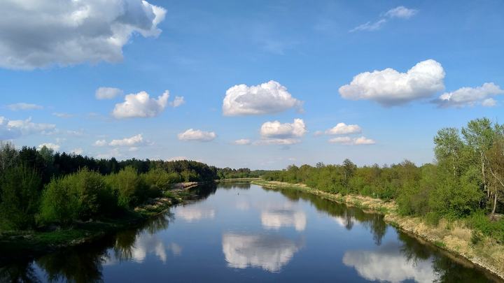 Ostrołęka — Photo of Narew taken on a bridge in Teodorowo near Ostrołęka powerplant