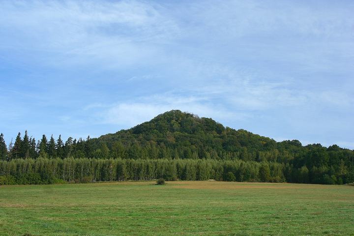 Ostrzyca — Extinct volcano Ostrzyca (501 m) near Wleń, Lower Silesia, Poland.
