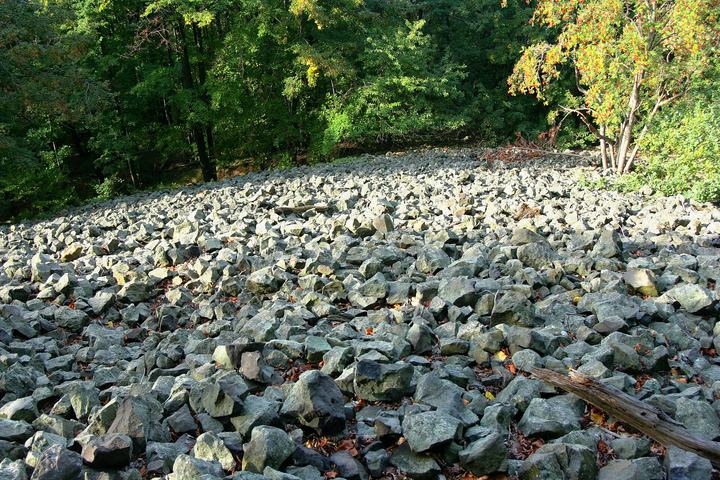 Ostrzyca — Basalt rocks on the slopes of extinct volcano Ostrzyca (501 m) near Wleń, Lower Silesia, P