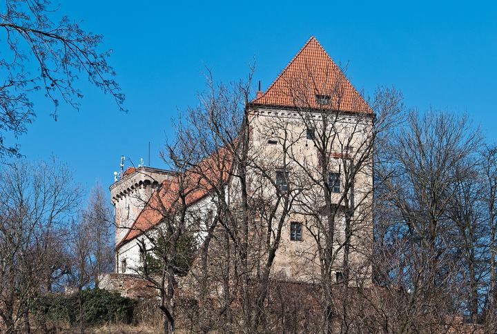 Otmuchów — Otmuchów, zamek, ob. hotel, 1295, 1484-85, kon. XVI, 1828
