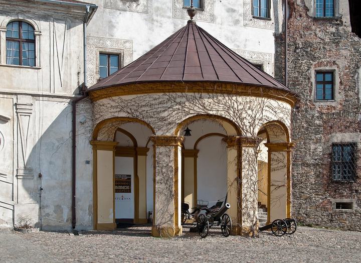 Otmuchów — Otmuchów, zamek, ob. hotel, 1295, 1484-85, kon. XVI, 1828