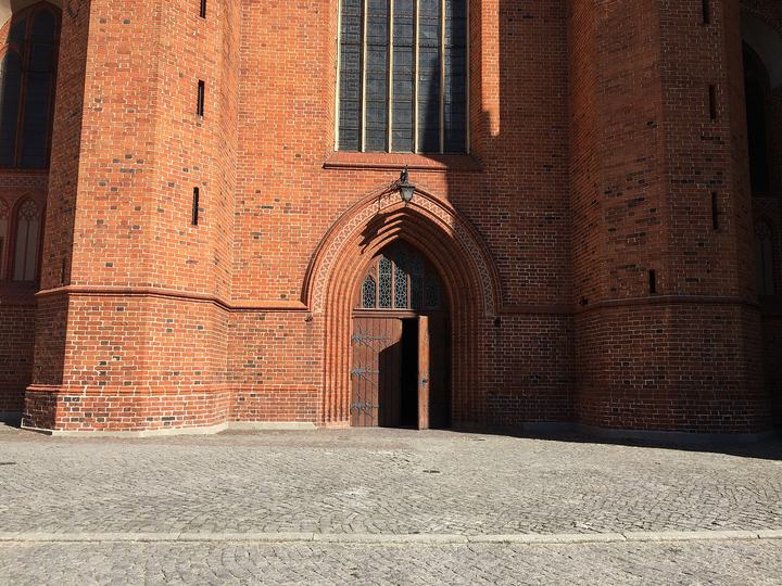 Pelplin — Katedra w Pelplinie - wejście