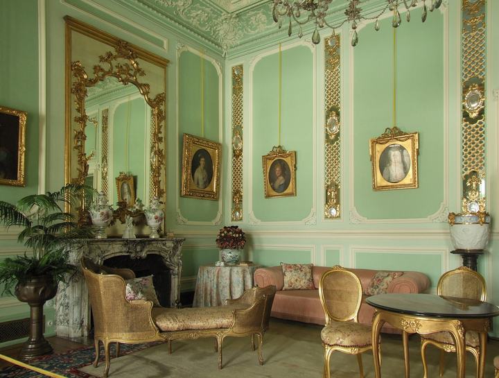 Pszczyna — Pszczyna (Pless) Palace - the Green Parlour (first floor)