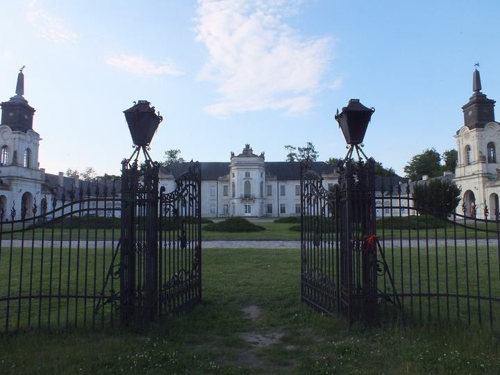 Radzyń Podlaski — This is a photo of a monument in Poland identified by the ID: PL-607268 .