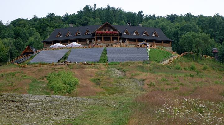 Równica z Ustronia — Restauracja "Dwór Skibówki" na Równicy