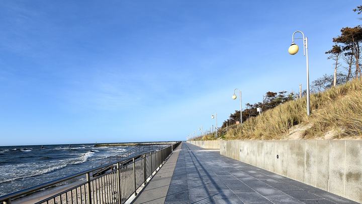Rowy i Jezioro Gardno — Rowy, plaża