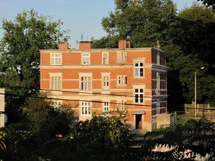 Ruciane-Nida i Puszcza Piska — Ruciane-Nida - tenement on Dworcowa street