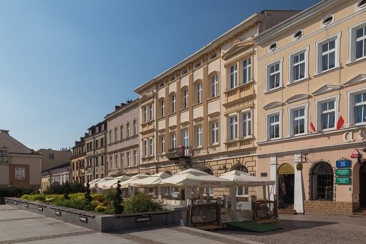 Rzeszów — Tenement houses, 25 Market Square and 2-8 Matejki Street. Rzeszów , Subcarpathian Voivodes