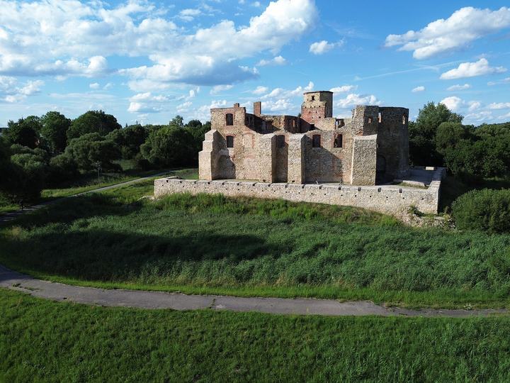 Siewierz — Aerial shot of Bishop's castle in Siewierz