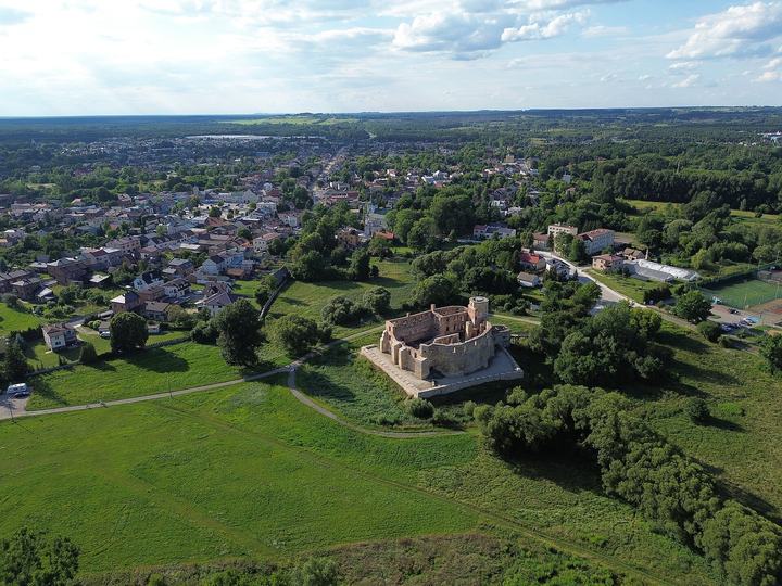 Siewierz — Aerial shot of Bishop's castle in Siewierz