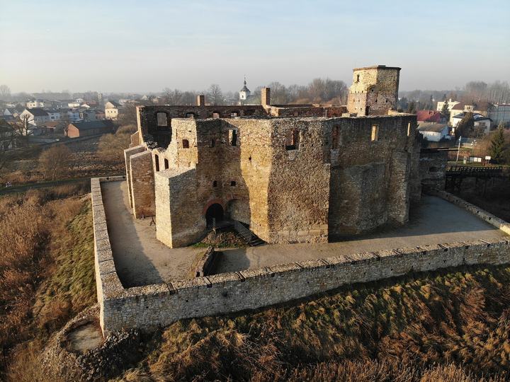 Siewierz — Aerial shot of Bishop's castle in Siewierz