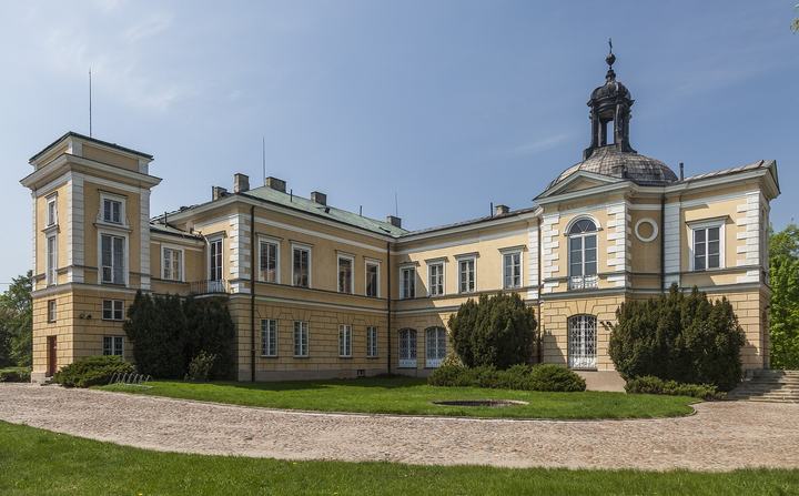 Skierniewice — Dawny pałac prymasowski w Skierniewicach, ob. Instytut Ogrodnictwa.