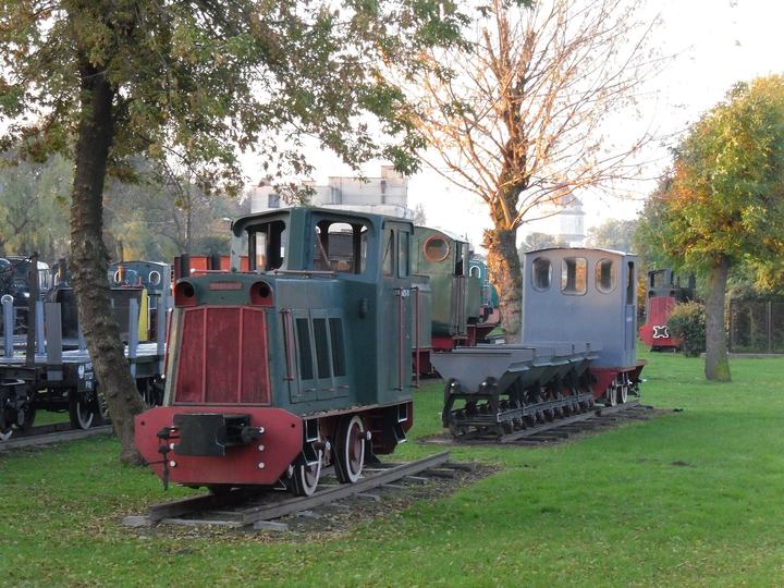 Sochaczew — Exposition in Narrow Gauge Railway Museum in Sochaczew - Wls75 diesel locomotive.