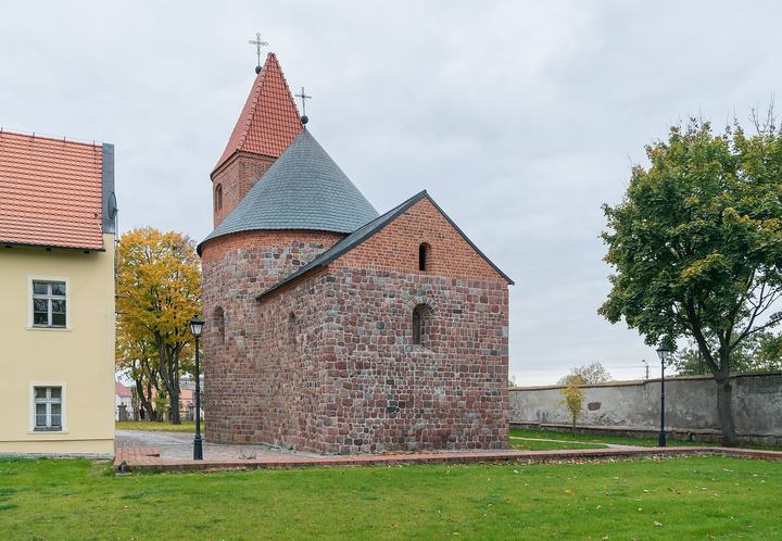 Strzelno – romańskie kościoły i kolumny