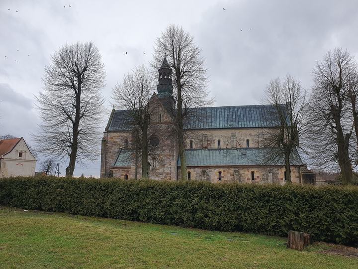 Sulejów — Opatství Sulejów. Klášterního kostel svatého Tomáše z Canterbury.