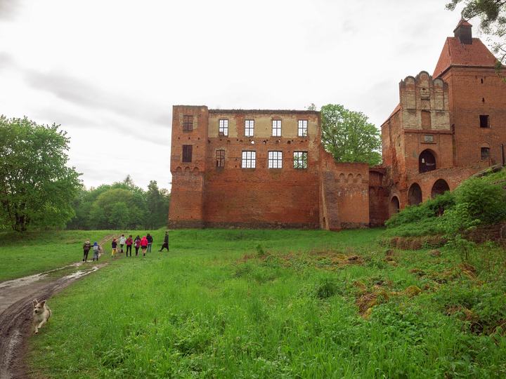 Szymbark koło Iławy — ruins of the castle in Szymbark