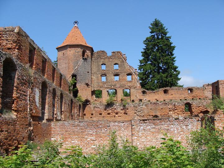 Szymbark koło Iławy — Ruiny zamku w Szymbarku (zabytek A-518)