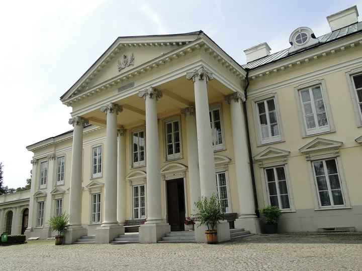 Walewice — Walewice, pałac (z pawilonami i galeriami), 1783